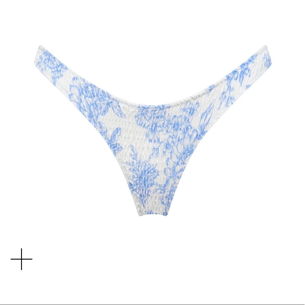*ISO* Triangl Inesa bottoms
